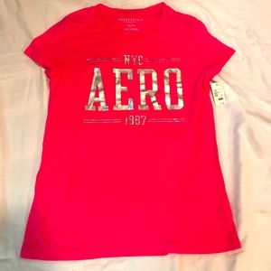 Aeropostale pink T-shirt.